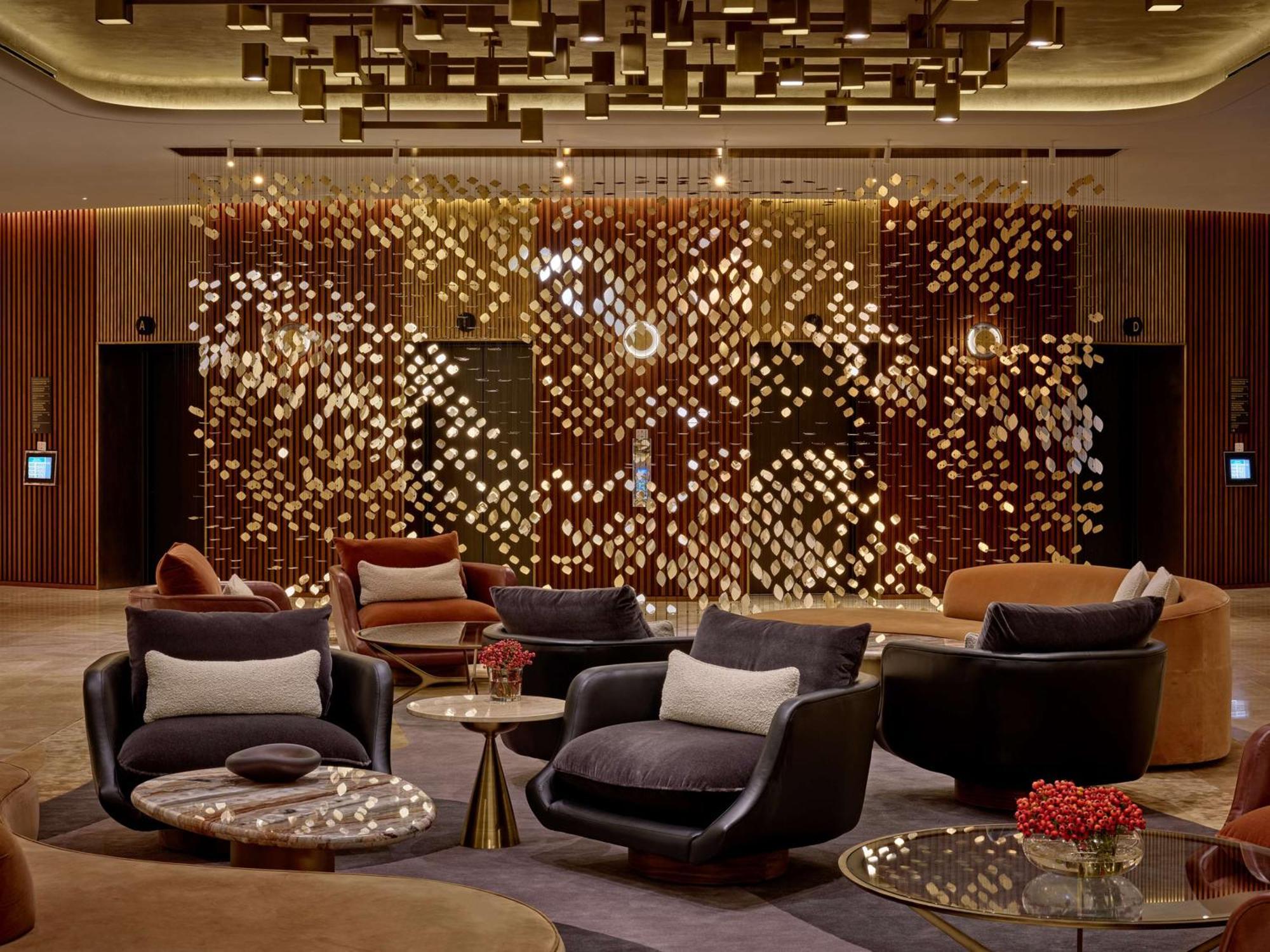 Отель Hilton On Park Lane 5*